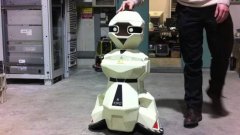 传华为正在打造家用机电脑版外挂器人：帮中国